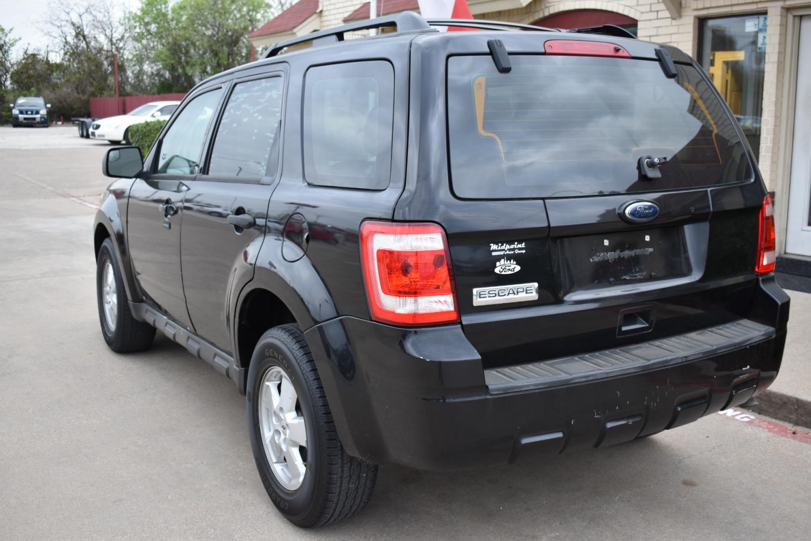 2010 Black /Gray Ford Escape (1FMCU0C78AK) with an 4.25L engine, 6-Speed Automatic transmission, located at 5925 E. BELKNAP ST., HALTOM CITY, TX, 76117, (817) 834-4222, 32.803799, -97.259003 - Buying a 2010 Ford Escape can offer several benefits, including: Affordability: Since it's an older model, you can typically find a 2010 Ford Escape at a lower price compared to newer SUVs. This can be advantageous if you're on a budget or looking for a reliable vehicle without breaking the bank. - Photo#2